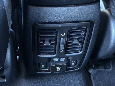 Used 2025 Dodge Durango GT image 20