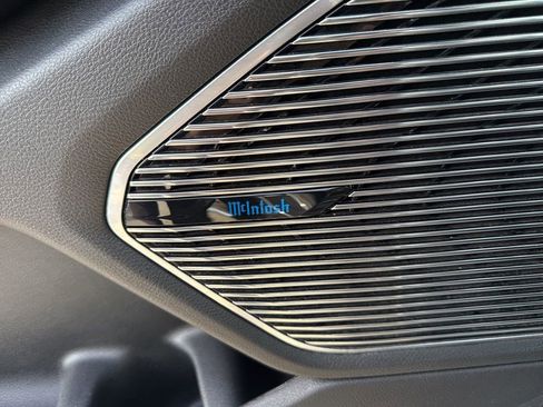 Used 2023 Jeep Grand Cherokee L Summit w/ Advanced Protech Group IV image 28