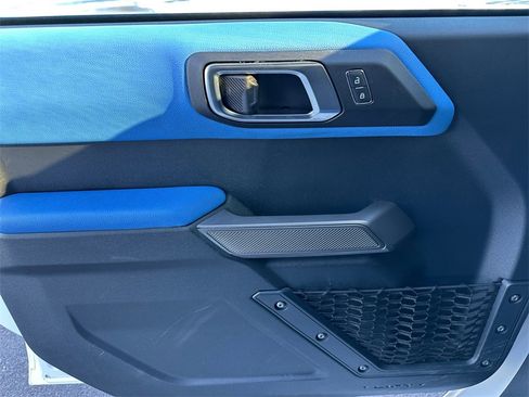 Used 2022 Ford Bronco Wildtrak image 26