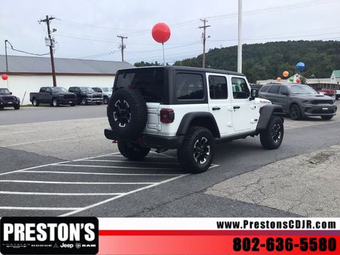 Used 2025 Jeep Wrangler Unlimited Rubicon AWD/4WD image 5