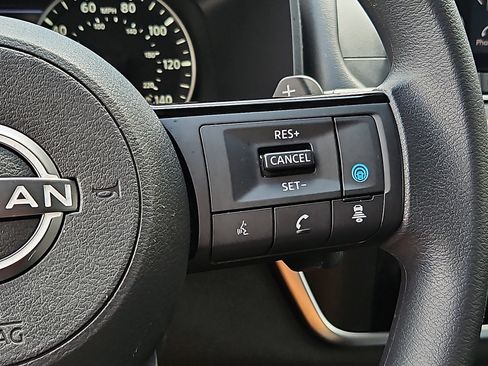 Certified 2023 Nissan Rogue SV image 21