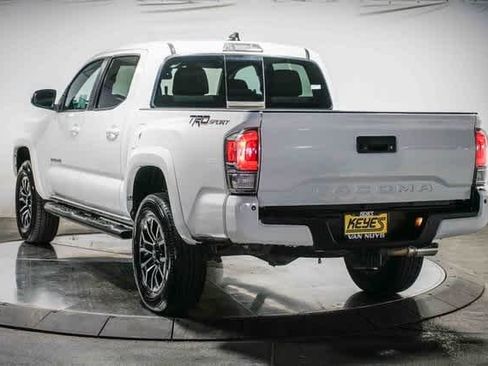 Certified 2020 Toyota Tacoma TRD Sport w/ Technology Package image 3