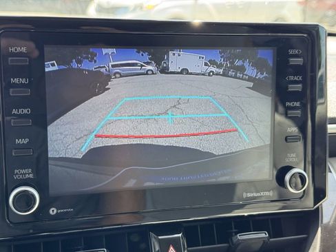 Used 2022 Toyota Corolla Cross LE FWD image 20