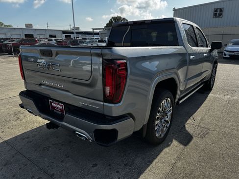 Used 2025 GMC Sierra 1500 Denali Ultimate AWD/4WD image 6