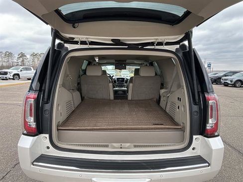 Used 2015 GMC Yukon Denali w/ Open Road Package AWD/4WD image 11