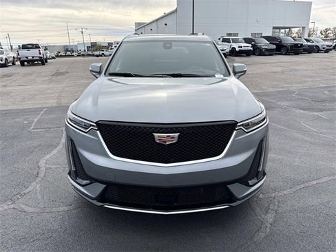 Used 2024 Cadillac XT6 Sport w/ Platinum Package image 8