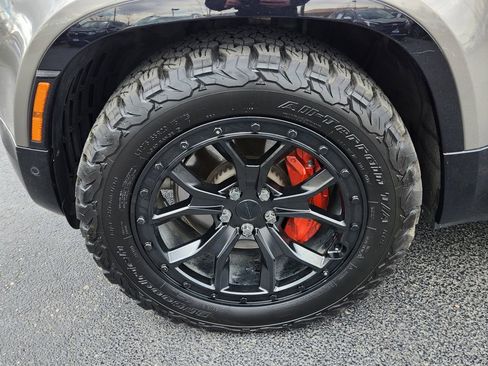 Used 2022 Land Rover Defender 110 X image 17