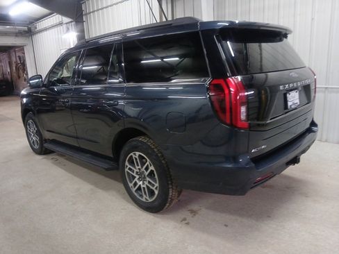 Certified 2025 Ford Expedition Active image 28