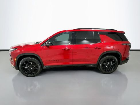Used 2025 Chevrolet Traverse RS AWD/4WD image 4