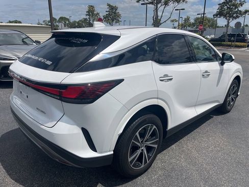 Used 2025 Lexus RX 350 FWD w/ Technology Package image 7