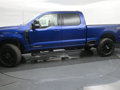 New 2026 Ford F350 Lariat w/ Black Appearance Package image 2