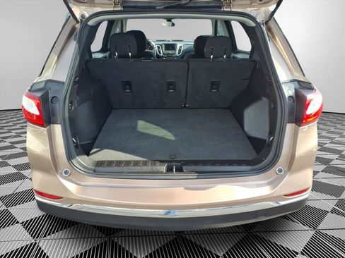 Used 2019 Chevrolet Equinox LT image 12
