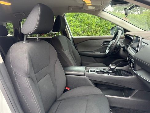 Used 2023 Nissan Rogue S AWD/4WD image 23