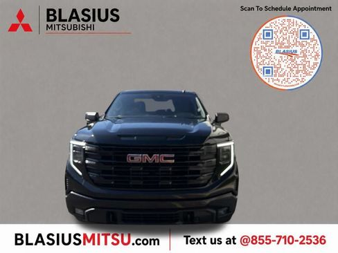 Used 2024 GMC Sierra 1500 Elevation w/ X31 Off-Road Package AWD/4WD image 17