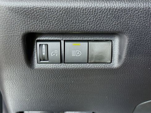 Used 2025 Toyota RAV4 LE image 17