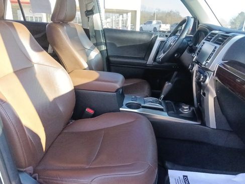 Used 2020 Toyota 4Runner Limited image 32