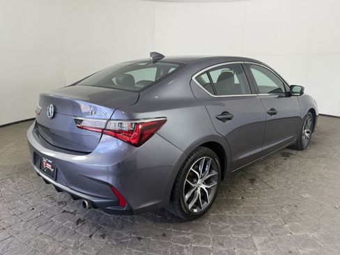 Used 2022 Acura ILX w/ Premium Package FWD image 9