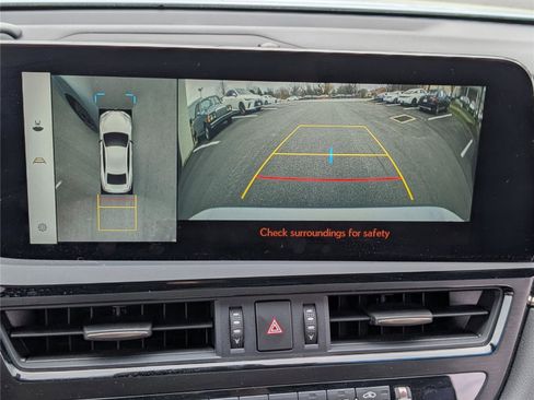 Certified 2024 Lexus ES 300h F Sport FWD image 28