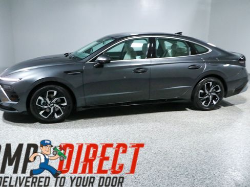 Used 2025 Hyundai Sonata SEL FWD image 10