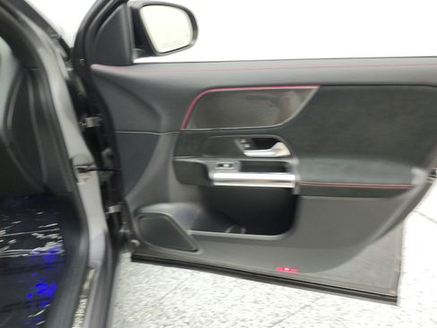 Used 2022 Mercedes-Benz GLA 250 image 21