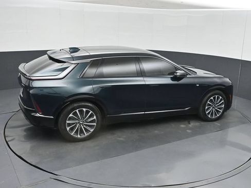 Used 2024 Cadillac Lyriq Sport w/ LPO, Floor Liner Package AWD/4WD image 38