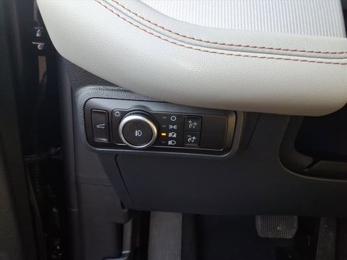 Used 2026 Ford Explorer Active w/ Active Comfort Package AWD/4WD image 13
