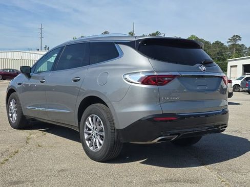 Used 2023 Buick Enclave Essence w/ Trailering Package, 5000 lbs. AWD/4WD image 3