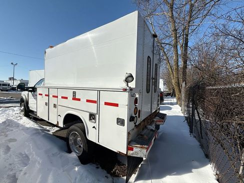 Used 2024 Ford F450 XL w/ XL Chrome Package image 2