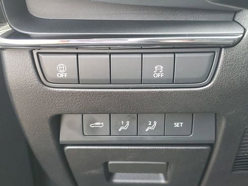 Used 2022 MAZDA MAZDA3 s image 22