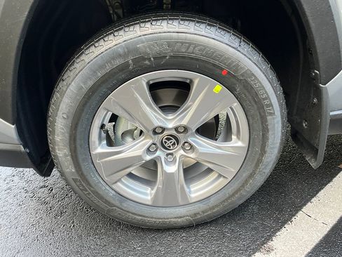 New 2025 Toyota RAV4 XLE w/ Convenience Package image 25