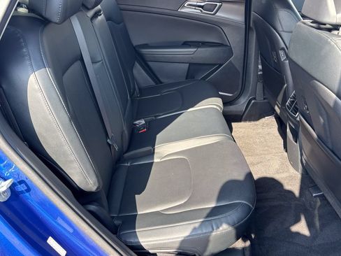 Used 2023 Kia Sportage EX AWD/4WD image 38
