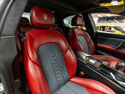 Used 2018 Maserati Ghibli S GranLusso image 14