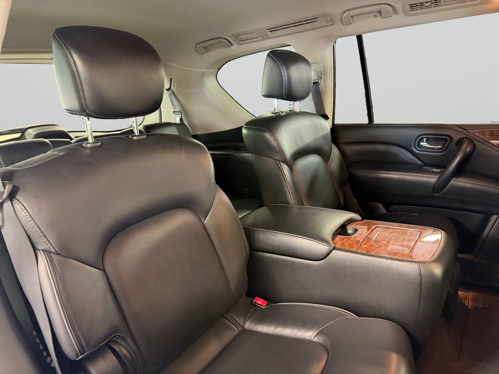 Used 2018 INFINITI QX80 4WD w/ Driver Assistance Package image 25
