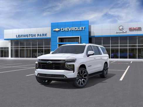 New 2026 Chevrolet Suburban RST w/ RST Capability Package image 8