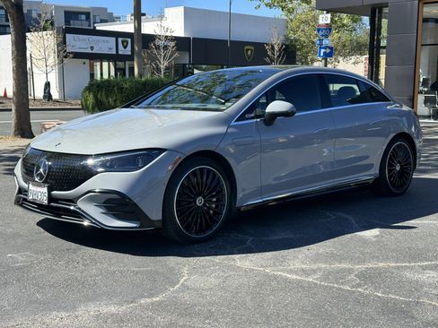 Used 2023 Mercedes-Benz EQE 350+ 4MATIC Sedan image 3