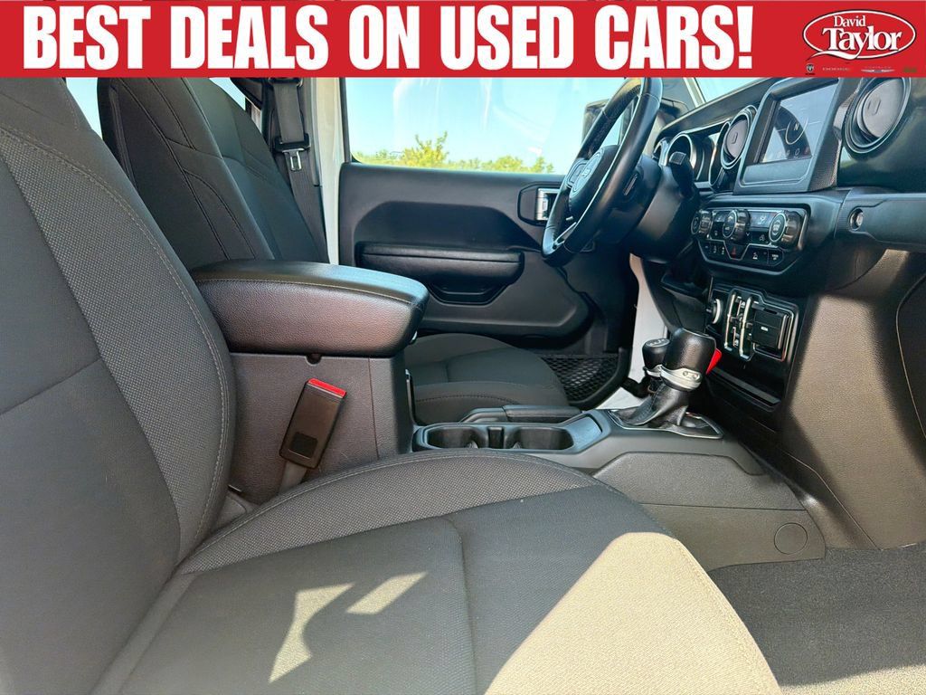 Used 2022 Jeep Gladiator Sport AWD/4WD image 26