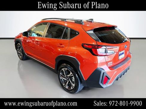Used 2024 Subaru Crosstrek 2.0i Premium w/ Crosstrek Mirror Package AWD/4WD image 5