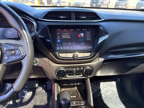 Used 2022 Chevrolet TrailBlazer RS w/ Sun and Liftgate Package AWD/4WD image 26