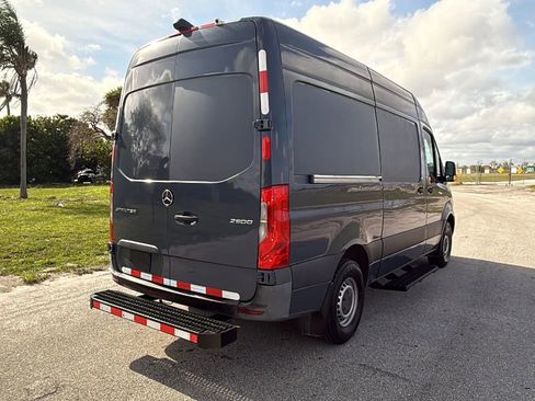 Used 2019 Mercedes-Benz Sprinter 144 image 5