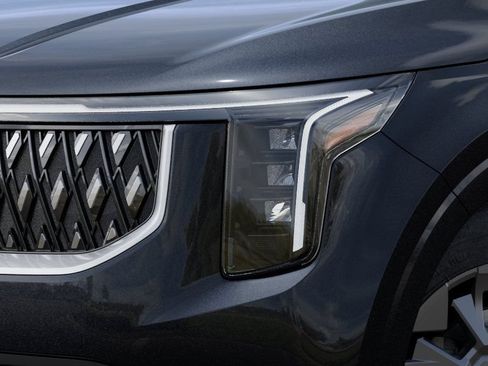 New 2027 Kia Carnival EX FWD image 10