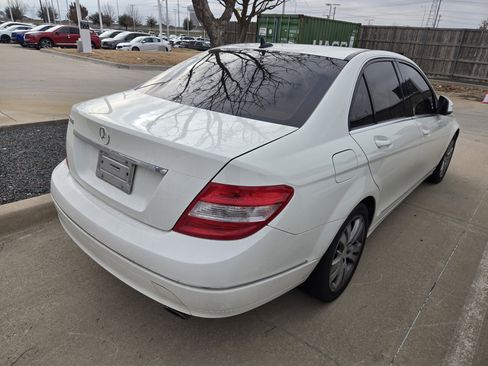 Used 2008 Mercedes-Benz C 300 Sedan image 7