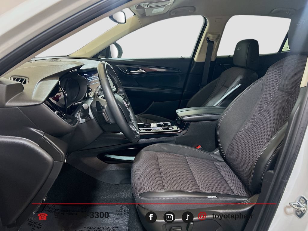 Used 2023 Buick Envision Preferred w/ Sport Touring Package AWD/4WD image 19