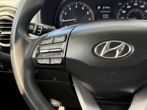 Used 2020 Hyundai Kona SE image 9