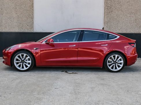 Used 2018 Tesla Model 3 Long Range RWD image 11