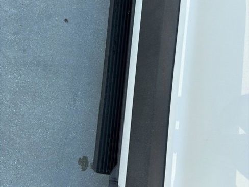 Used 2023 Ford Transit 350 XLT image 20