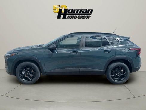 New 2026 Chevrolet Trax LT w/ Driver Confidence Package FWD image 2