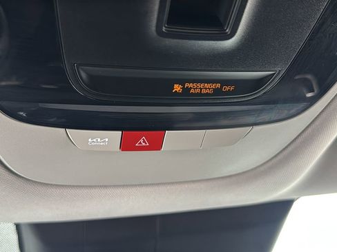 Used 2024 Kia Seltos EX image 30