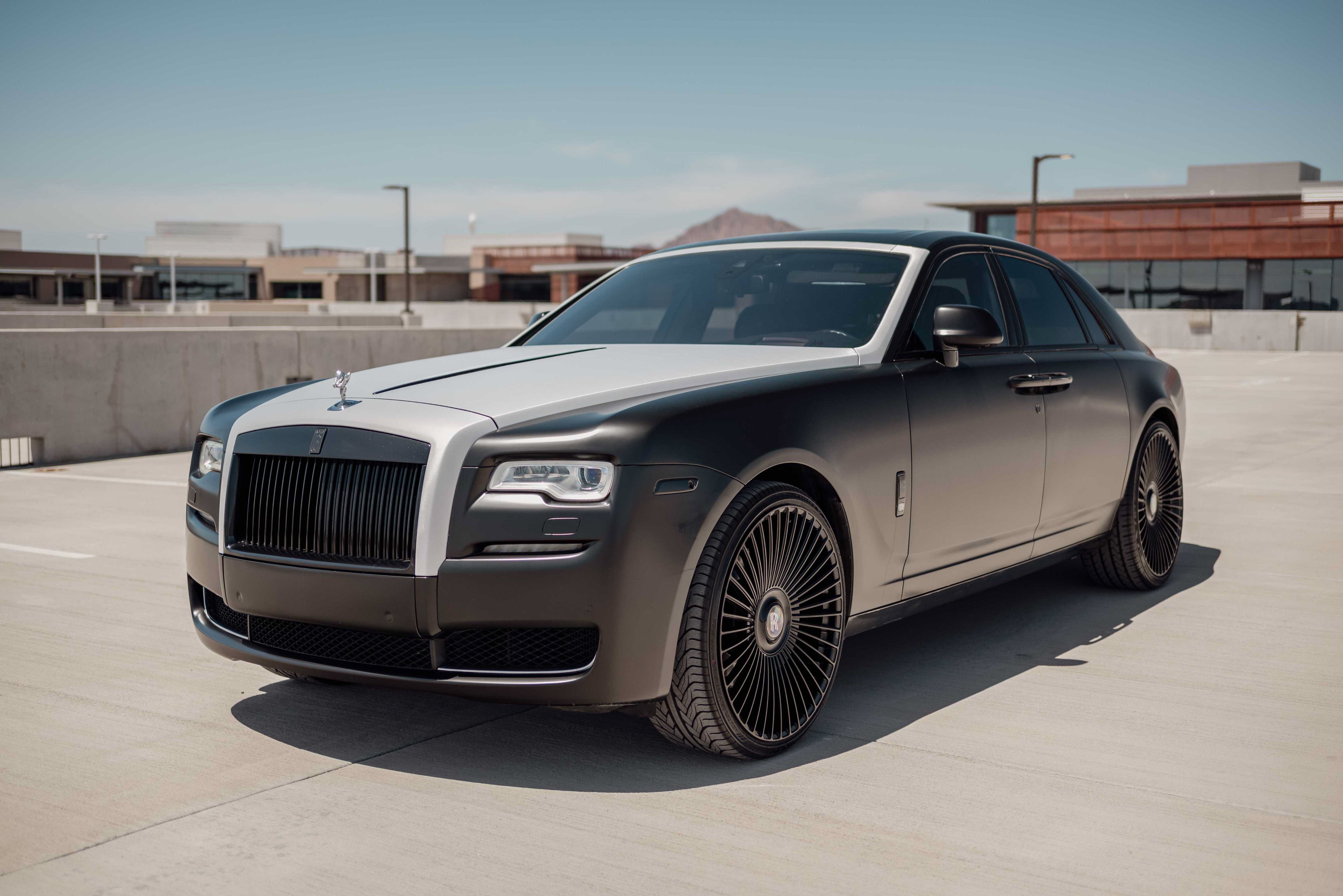 Used 2015 Rolls-Royce Ghost RWD image 8