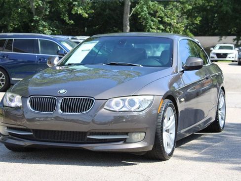 Used 2011 BMW 335i Convertible RWD image 7