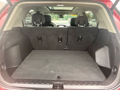 Used 2019 GMC Terrain Denali w/ Driver Alert Package II AWD/4WD image 39